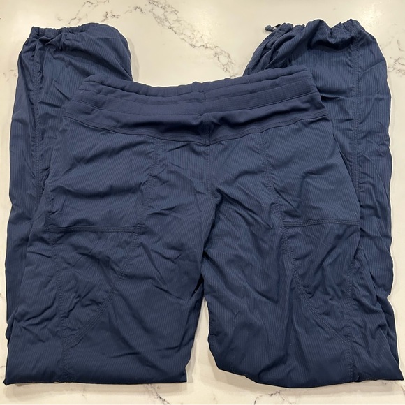 8 Tall/Long Lululemon Zumba Dance Pants Navy Blue - Picture 2 of 5
